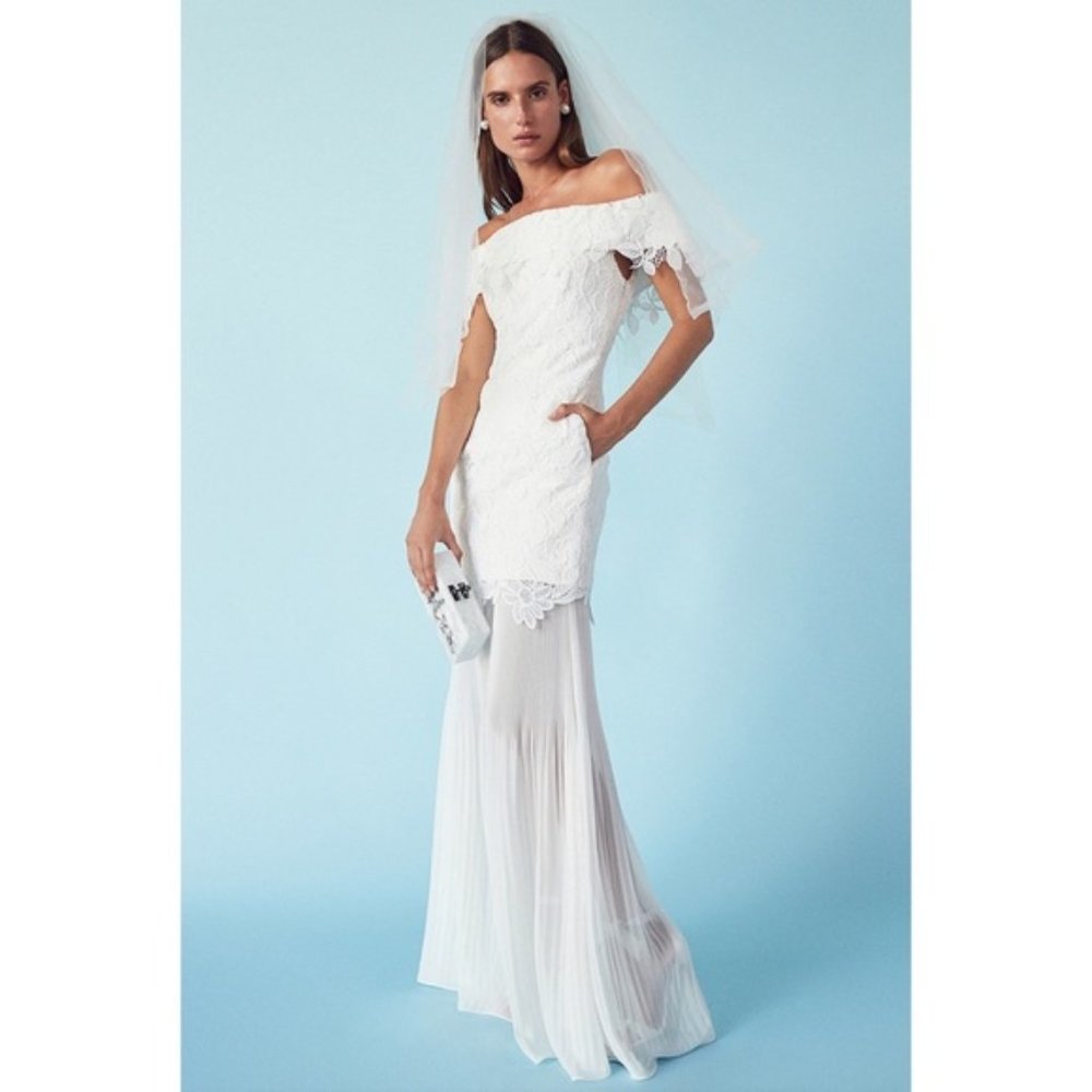 Self-Portrait Off-Shoulder Guipure Bridal Dress 2
